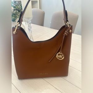 Michael Kors Joan Slouchy Hobo